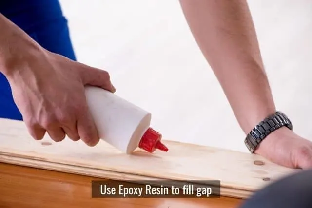 Use Epoxy Resin to Fill Vinyl Flooring Gaps