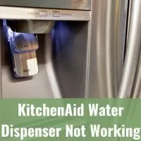 Refrigerator water dispenser