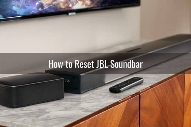 TV with soundbar speaker