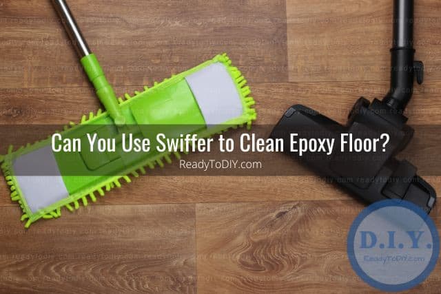 Sweeping mop floor