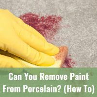 Cleaning the stain paint in the porcelain