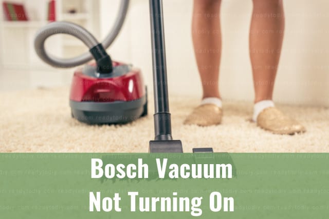 Cleaning the floor using Vacuum